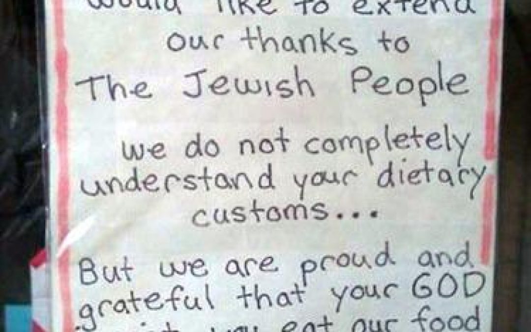 The “Official” Snarky Guide To The Differences Between Christmas and Hannukah