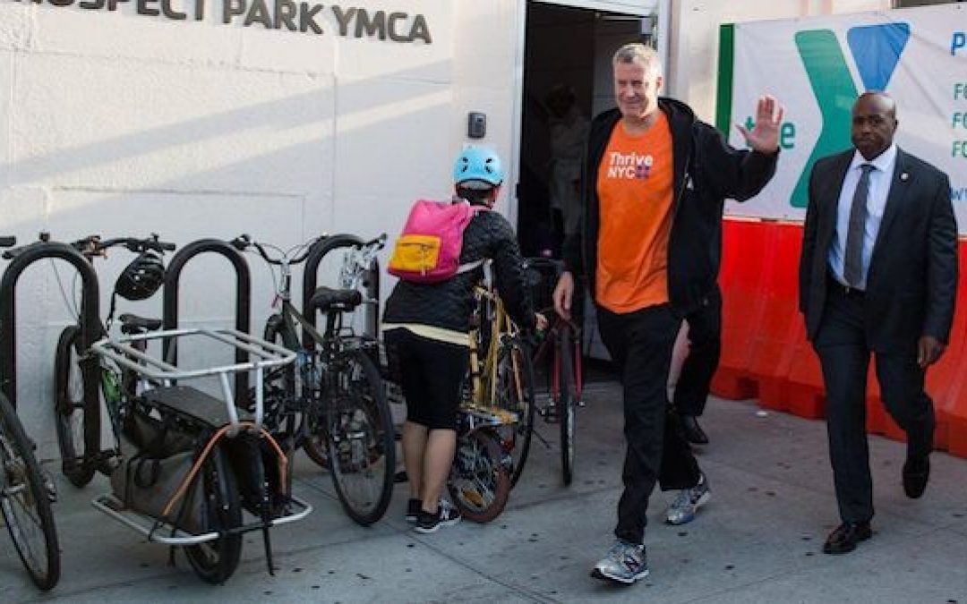 WATCH: Mayor de Blasio Visits Gym After Gov. Closes Gyms