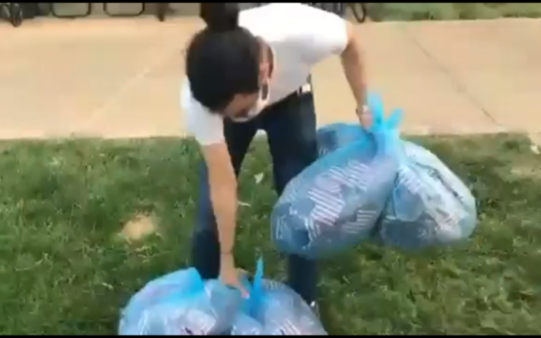 WUSTL Student Senator Takes Down 9-11 Memorial Flags, Heads For The Trash