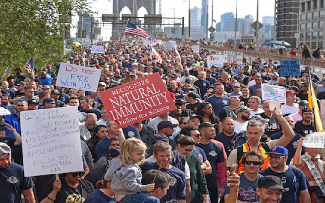 Brooklyn Bridge Shut Down by Anti-Vaxx Mandate Protest By First Responders