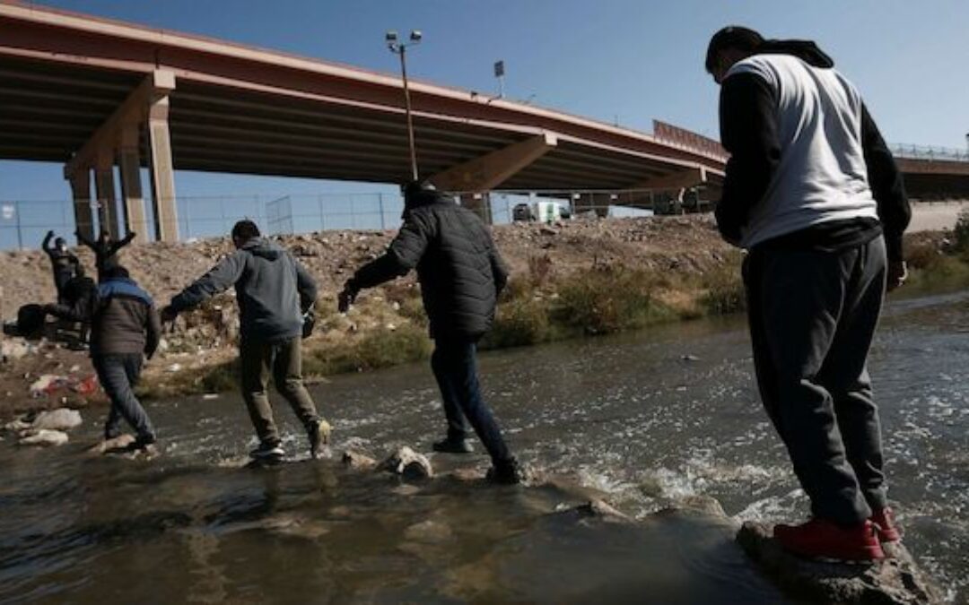 Huge Gaps In El Paso Border Security-TX Busses 1000’s- DHS Chief Demands Amnesty