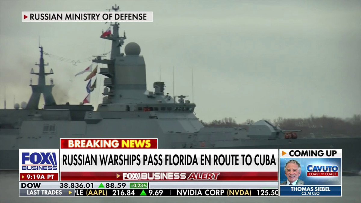 U.S. Sub Stops in Guantanamo Bay as Russian Navy Drills with Cubans ...